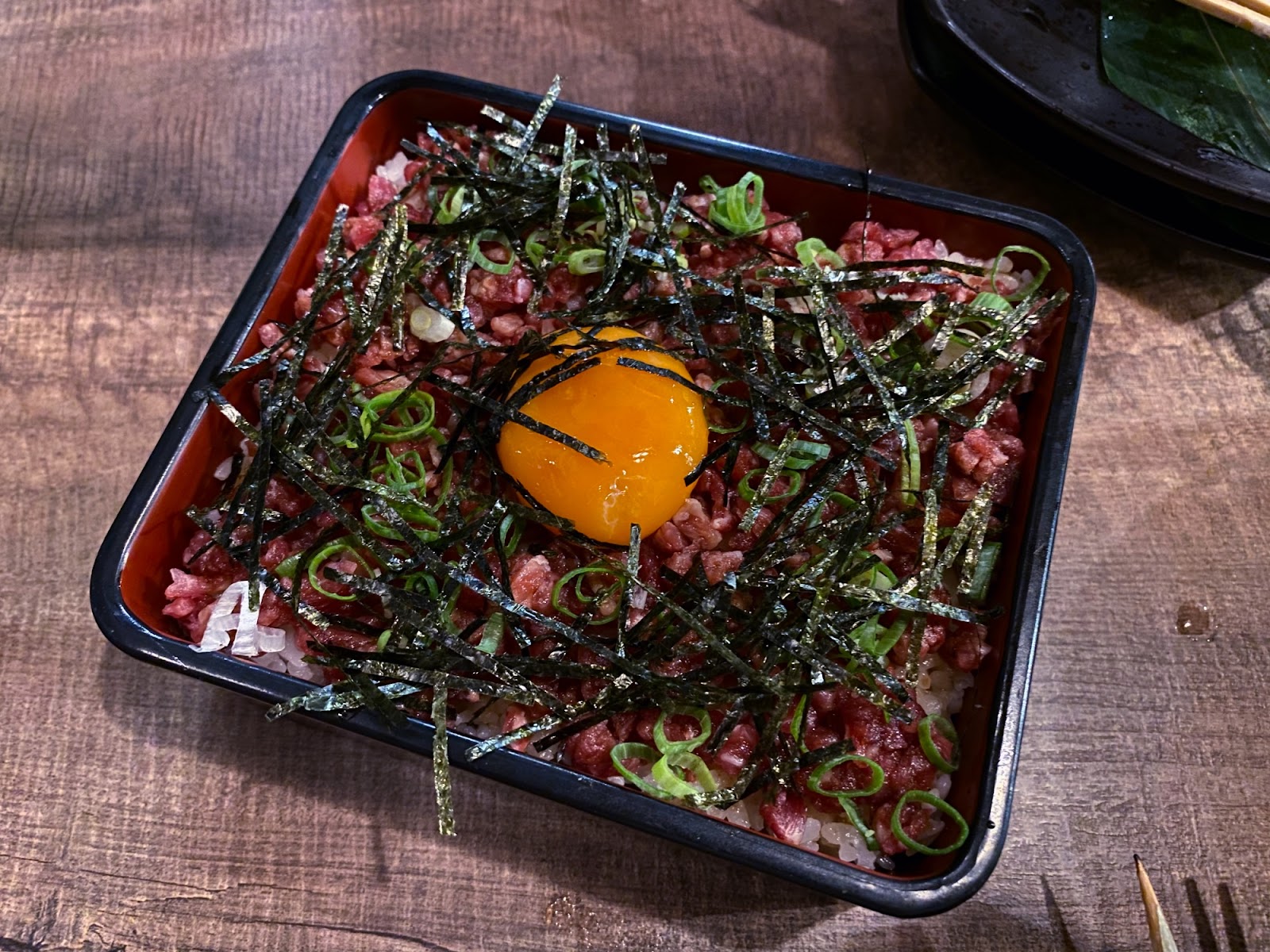 串燒小次郎 月見和牛韃靼蓋飯