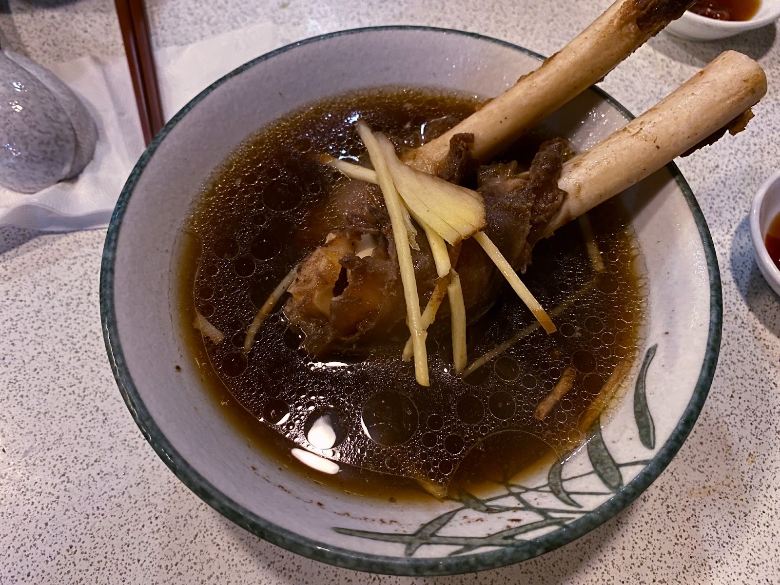 遼寧街岡山羊肉 羊腳筋湯