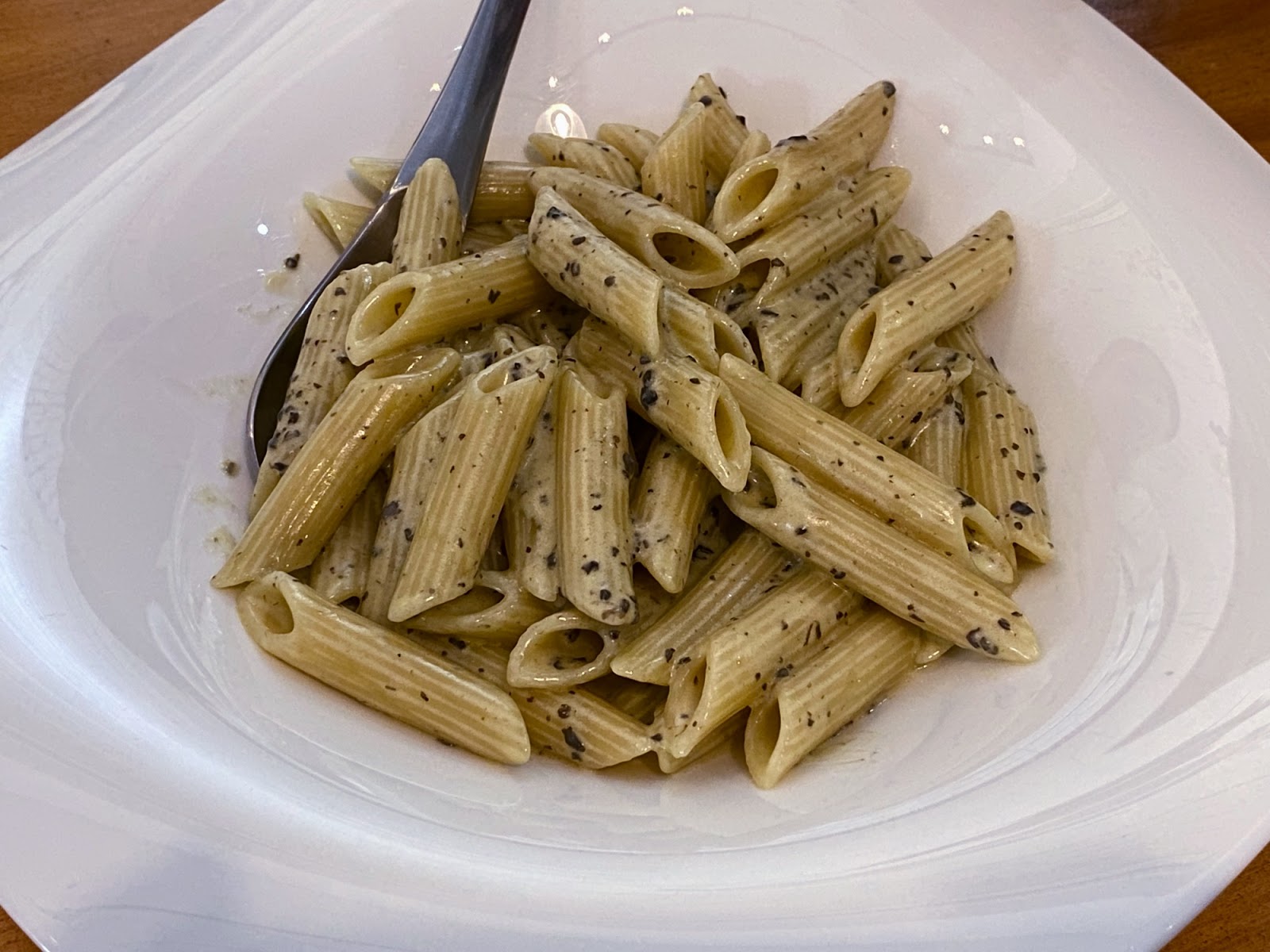 義薩格 Isaac Eatalian Cuisine 奶油松露筆管麵