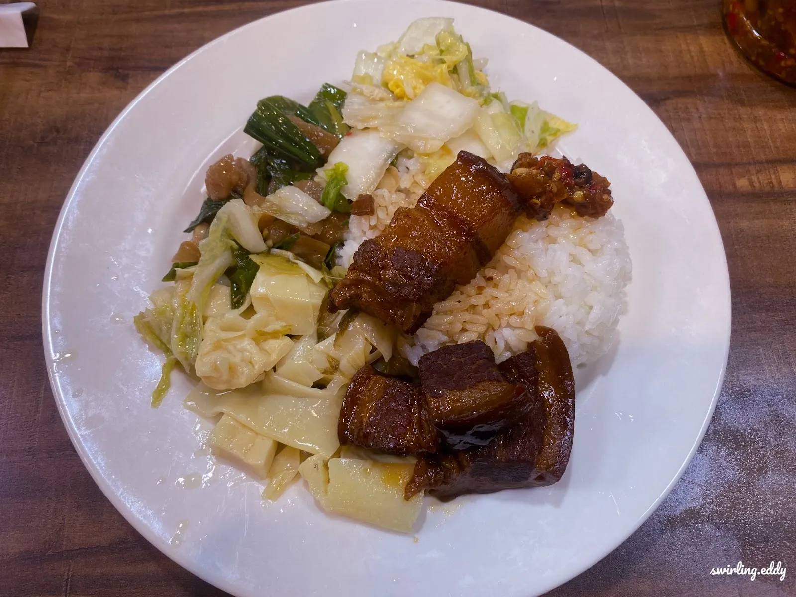 小胖胖扁食 控肉便當