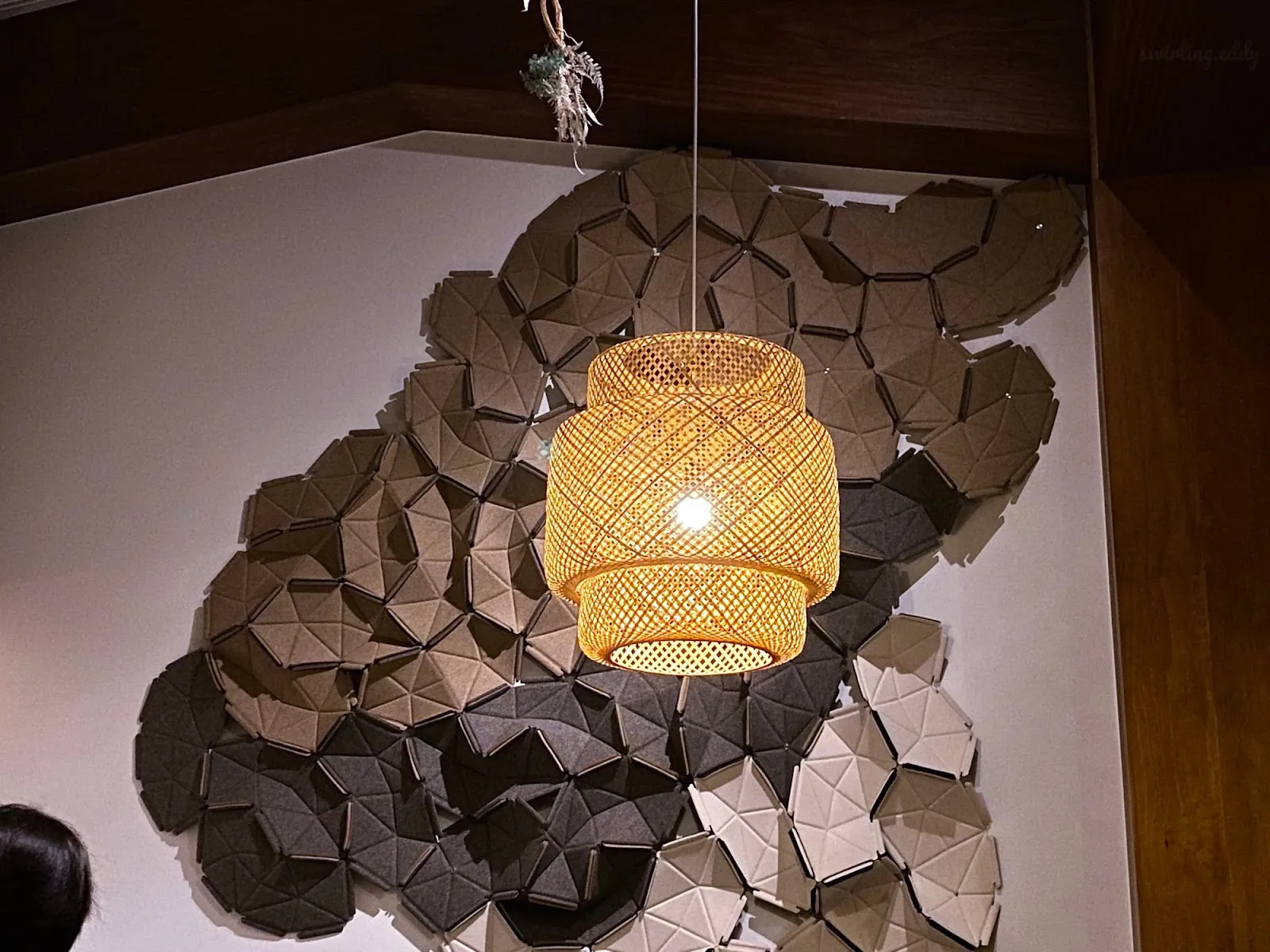 NIBBON 餐廳一隅