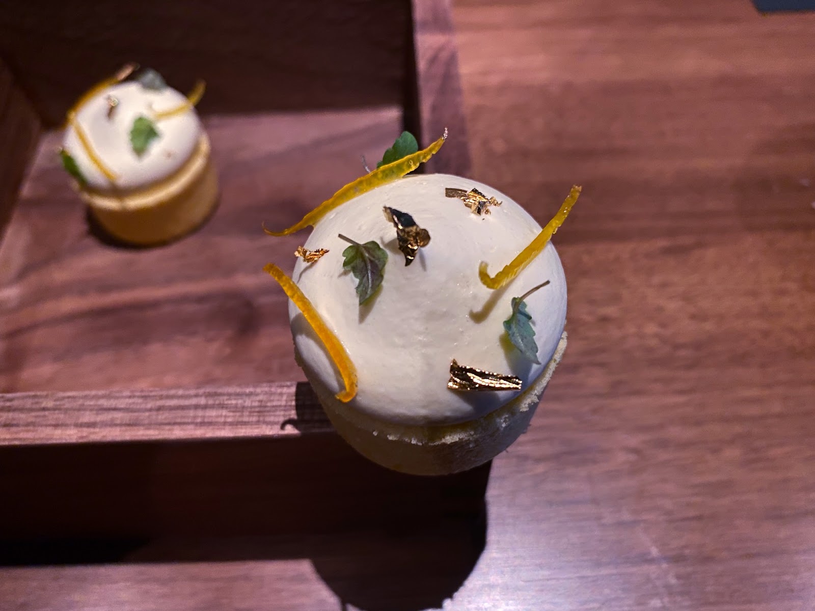 HUGH dessert dining 百香果奶霜/香草白巧克力甘納許/戚風蛋糕/百香果果凍