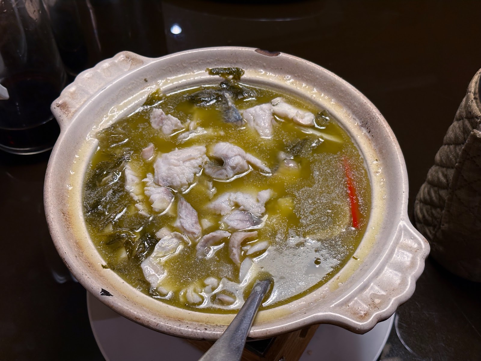 桐花客家創意料理民生店 酸菜炆鮮魚
