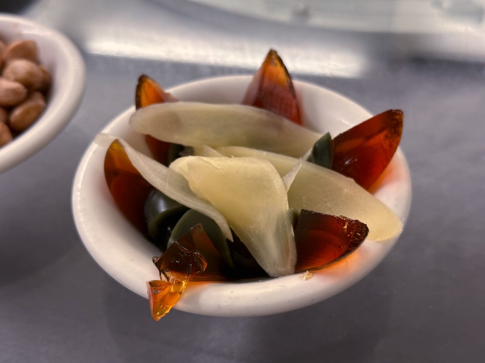 香港九記海鮮 子薑皮蛋