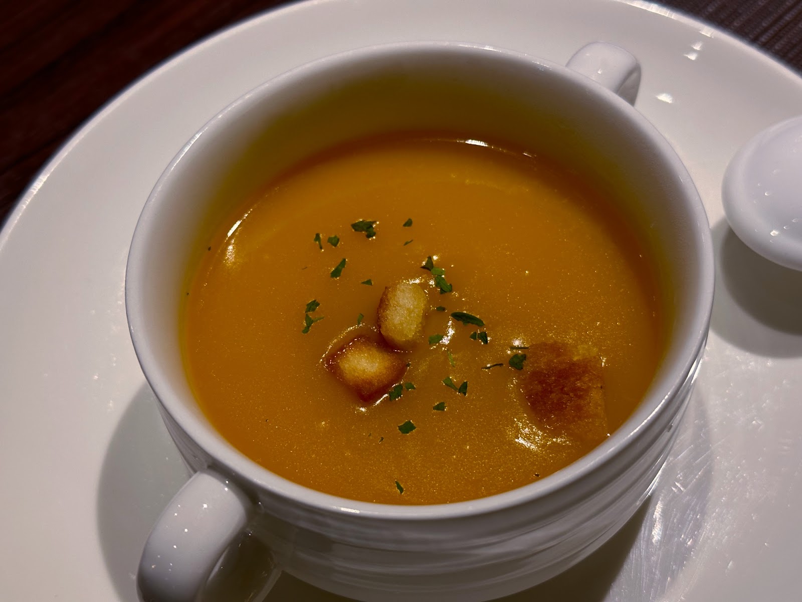 閑閑餐酒館 南瓜濃湯