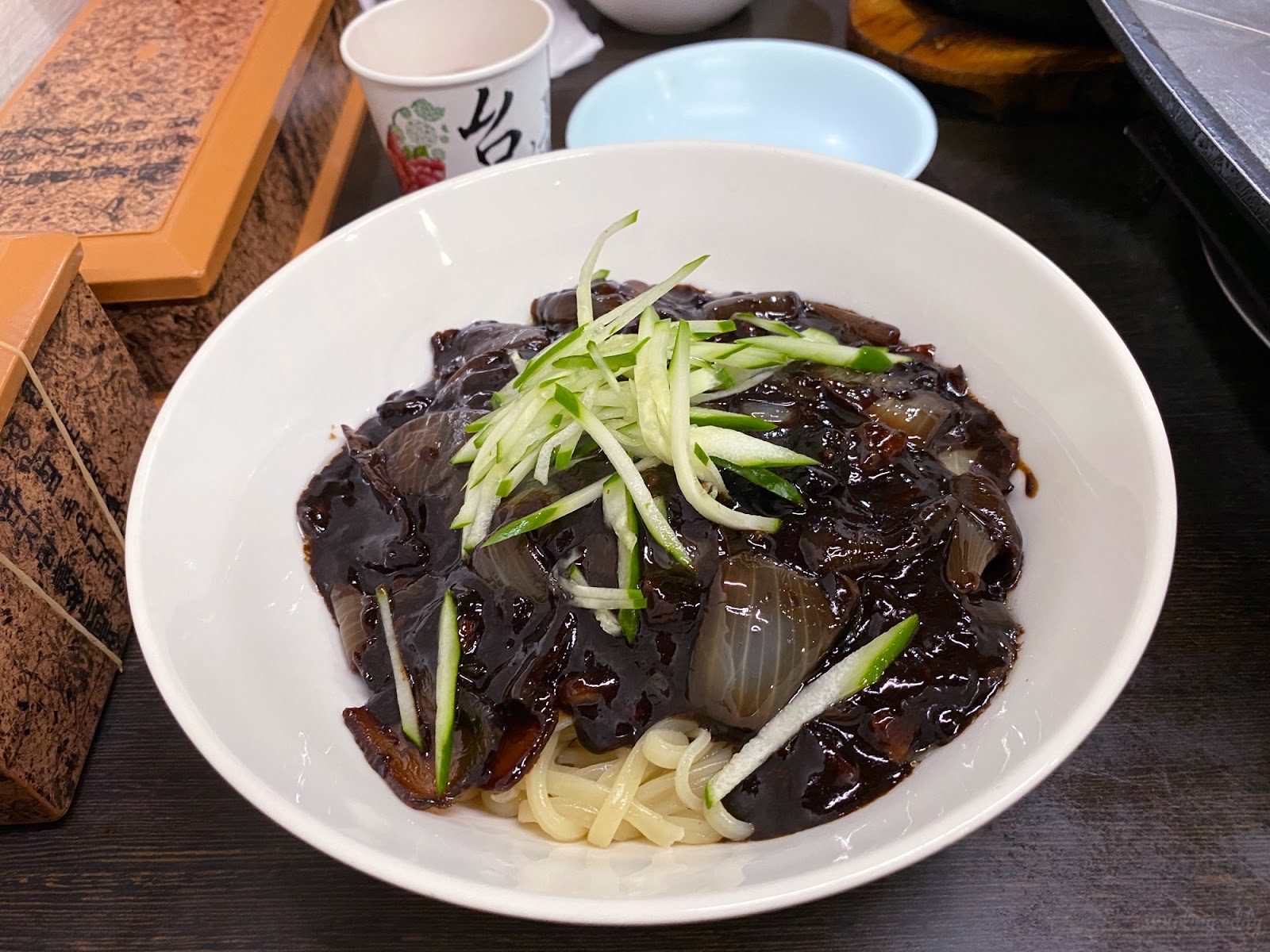 東輝韓食館 炸醬麵