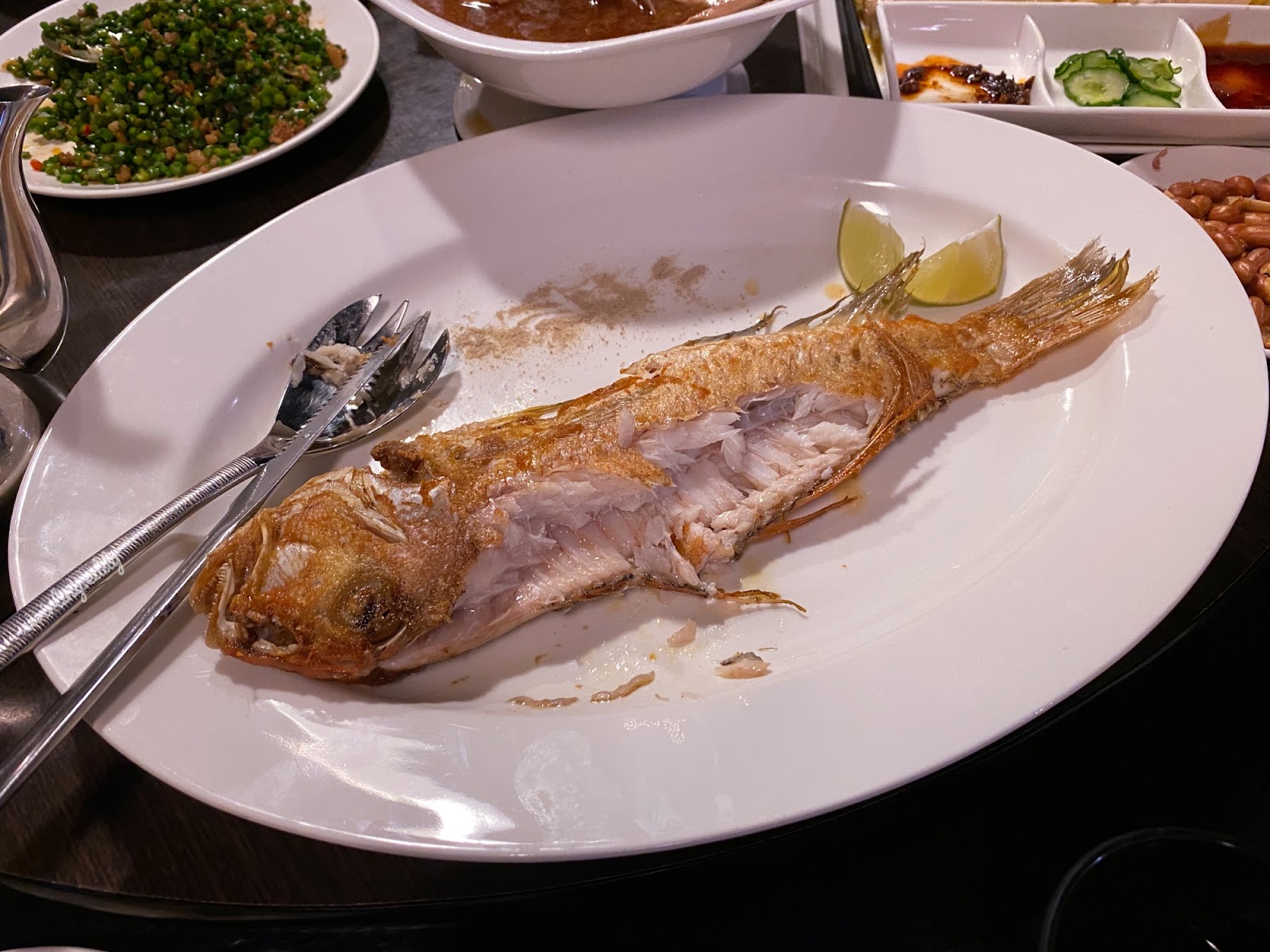My 灶 乾煎不知名的魚